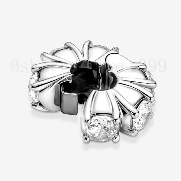 Pandora Long Pronged Sparkling Clip Charm - Picture 4 of 4